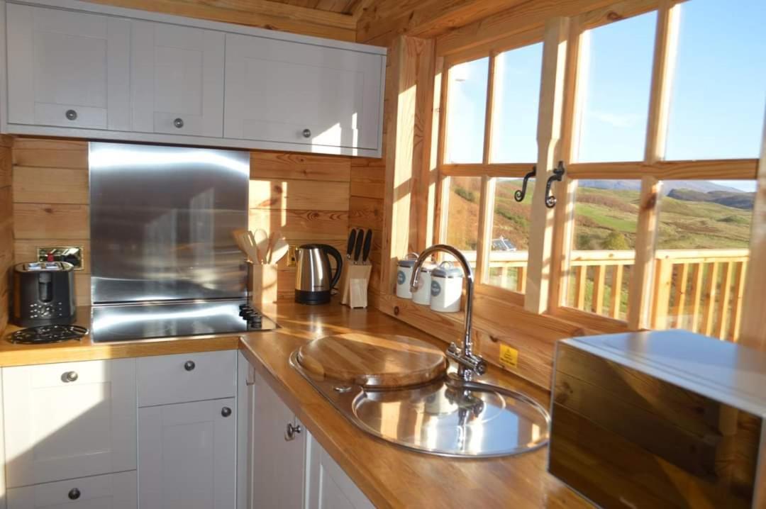 Seillean Trang Villa Saasaig Exteriör bild